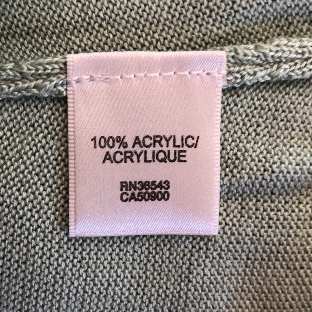 EUC Van Heusen sweater - Picture 4 of 4